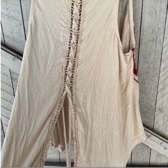 Altar’d State Flag Tank - Picture 6 of 6